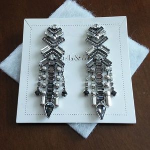 Statement chandelier earrings.